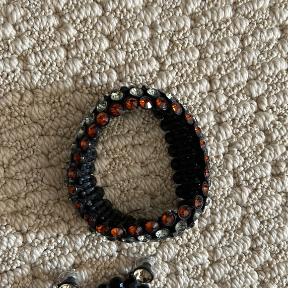 Costume Jewelry Earrings and Bracelet Set - Picture 2 of 6